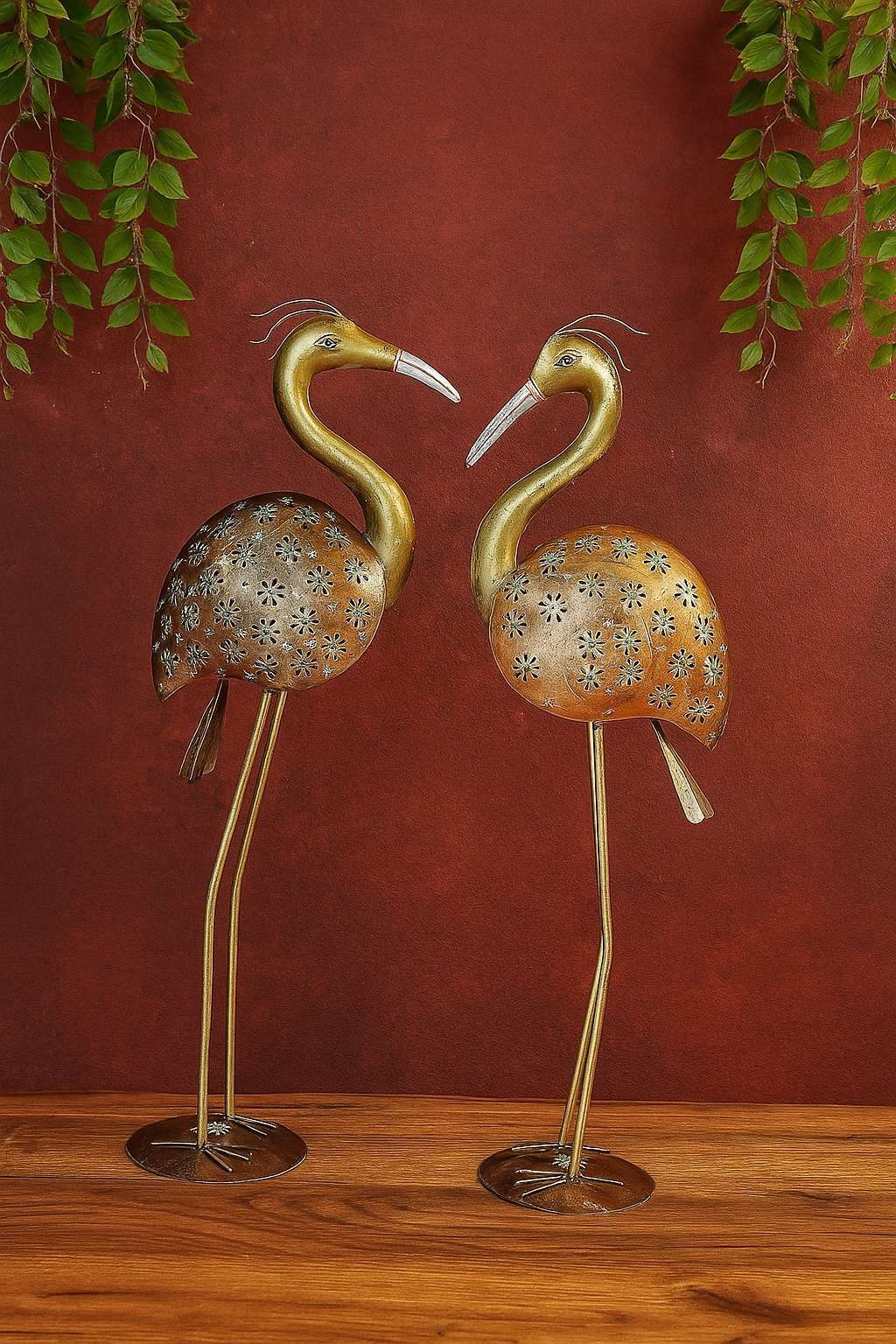 Golden Crane Showpiece Set – Modern Metal Home Decor Figurines