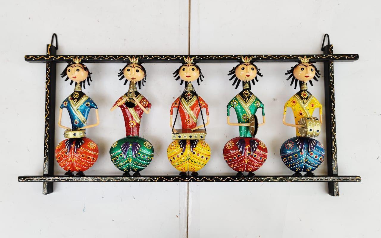 Hand-Painted Tribal Musician Wall Frame – Metal Art Decor